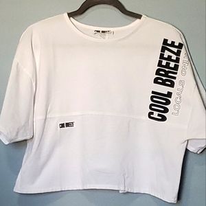 Cool Breeze Vintage Crop Top Size Medium